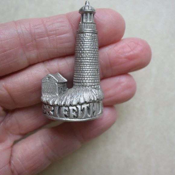 3 Miniature Pewter Handcrafted Canadian Lighthouses Signed by Artist - Picture 6 of 9